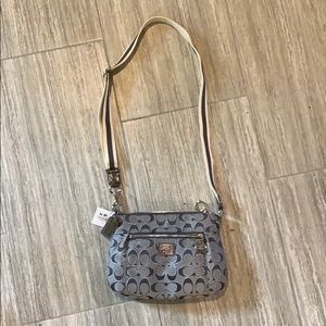 *NEVER WORN W/TAGS* Coach Purse